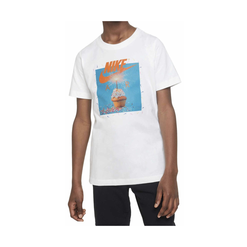 Nike White Short birthday kid Sleeve Graphic Tee Large A001752